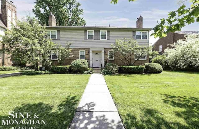 814 Harcourt - 814 Harcourt Road, Grosse Pointe Park, MI 48230