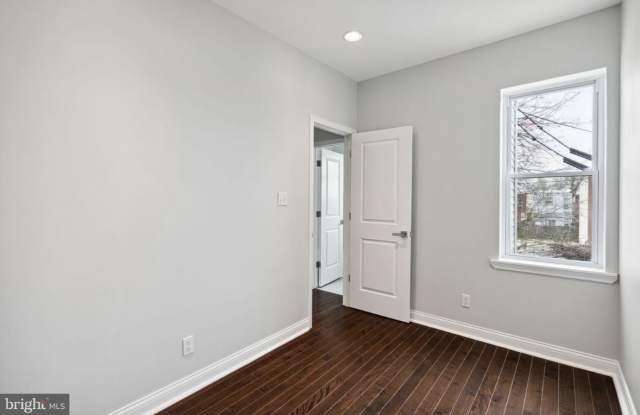 2138 East Birch Street