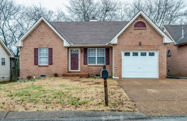 349 N Birchwood Dr - 349 North Birchwood Drive, Hendersonville, TN 37075