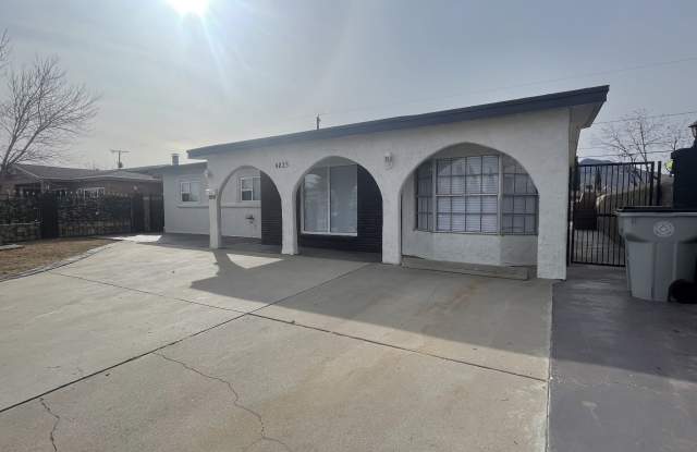 9825 Sidewinder Street