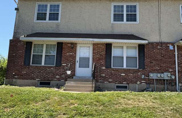 1414 Whitpain Hills