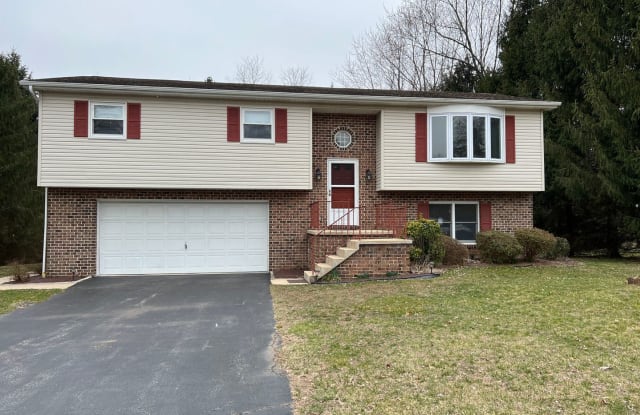 334 Allegheny Drive - 334 Allegheny Drive, Spry, PA 17402