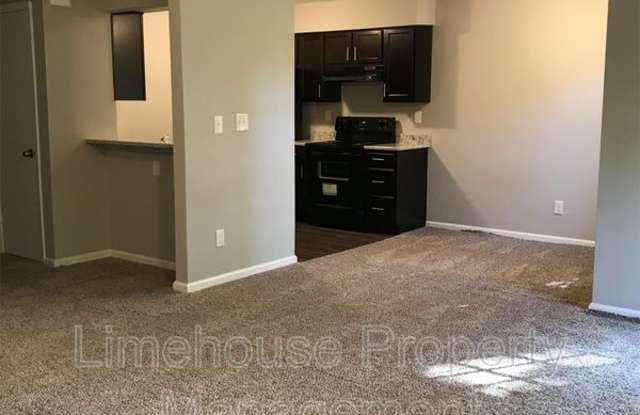 1313 Tait Close - 803