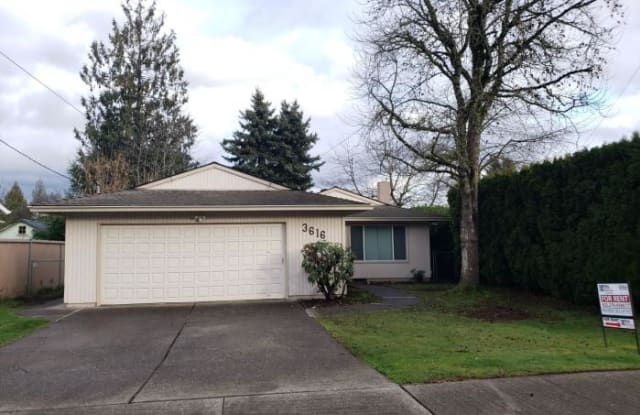 3616 SE 77th Ave - 3616 Southeast 77th Avenue, Portland, OR 97206