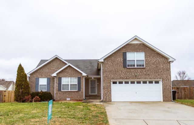 945 Wheatfield Ct - 945 Wheatfield Court, Clarksville, TN 37040