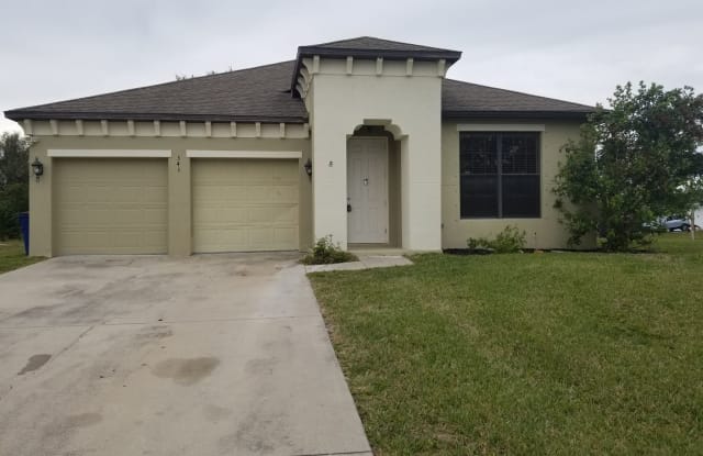 348 Pembroke St - 348 Pembroke Street, Lehigh Acres, FL 33974