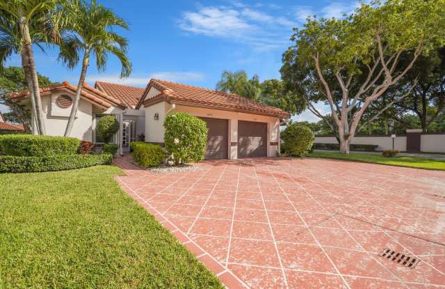 6099 Waldwick Circle