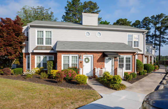 1228 Woodland Drive - 1