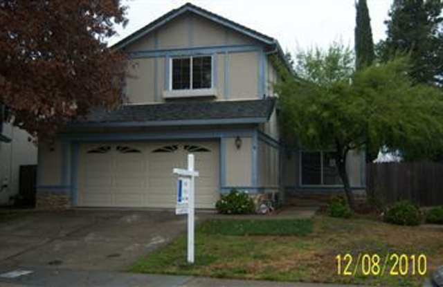 4 bed | 2.5 bath | 1712 SF | 2 Car Garage | Two Story | Tenant pays $175 monthly for WS&G
