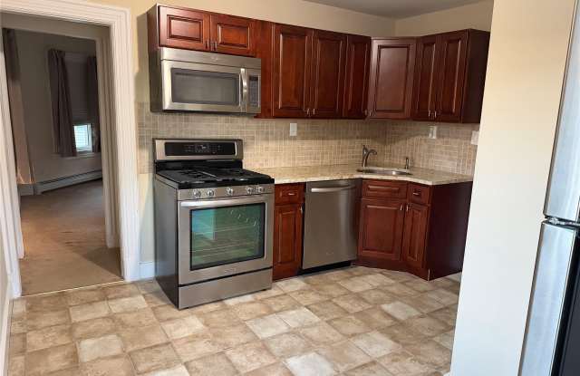 75 Anstice Street unit: 2- 2Nd Flr