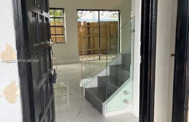 11862 Southwest 18th Street