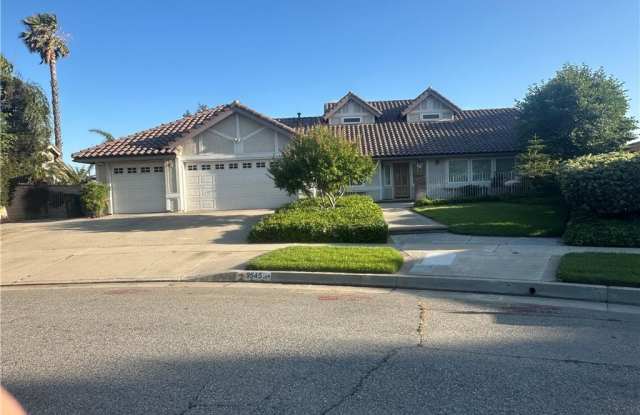 9545 Alta Loma Drive