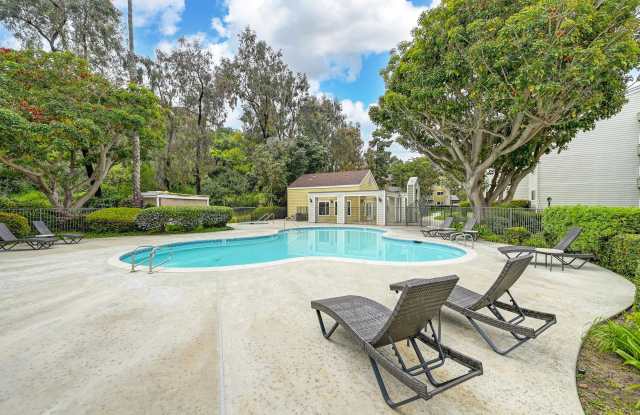 Elán Cardiff by the Sea Apartment Homes