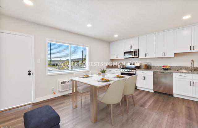 238 West Wilson Avenue