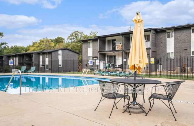 Photo of 8316 Robinson St -1