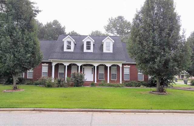 201 Bay Laurel - 201 Bay Laurel Circle, Warner Robins, GA 31088