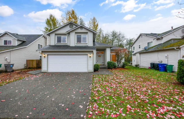 4331 NE 9th Pl - 4331 Northeast 9th Place, Renton, WA 98059