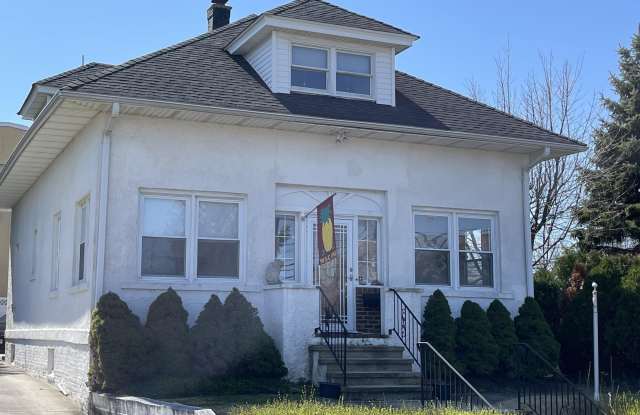 2 Arthur Avenue
