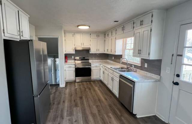 1330 Hillcrest Drive