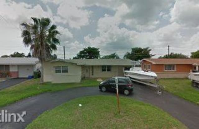 8790 NW 11th St - 8790 Northwest 11th Street, Pembroke Pines, FL 33024