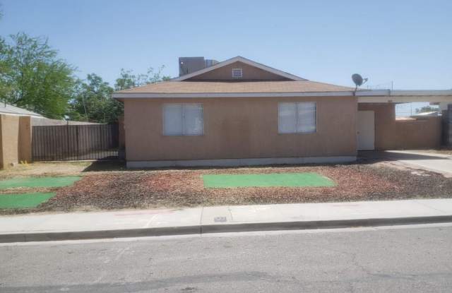 4667 San Leandro Ave. - 4667 San Leandro Avenue, Paradise, NV 89120