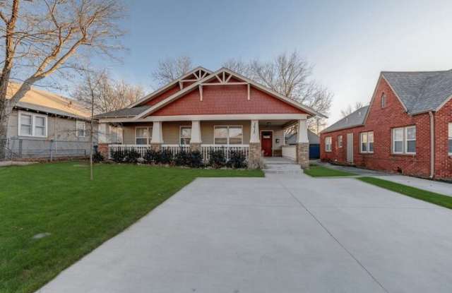 2612 East 7th Street