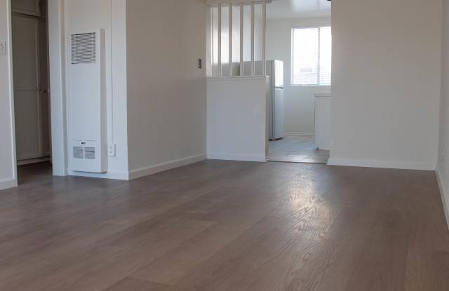 118 Normandie Avenue