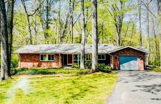 8428 MAGRUDER MILL CT