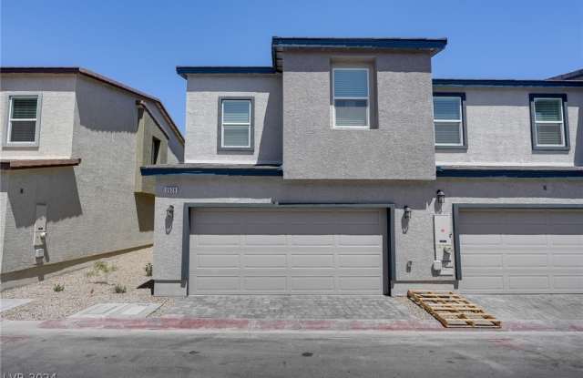 9928 Tangerine Hills Street