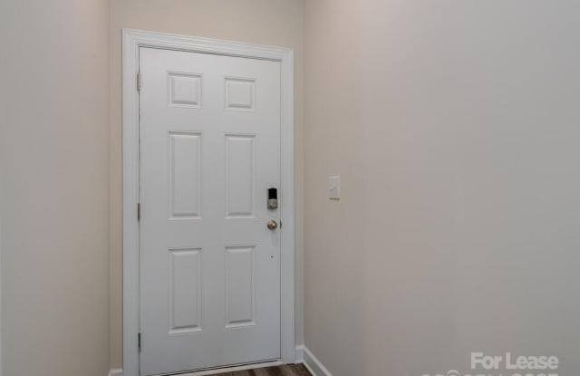 3506 Auburn Curb Road