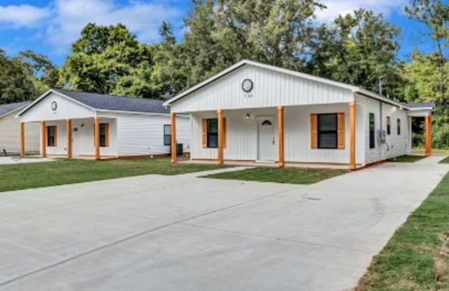 700 Carmen Avenue - B1