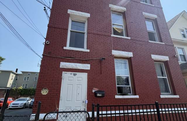 178 Clarence Street