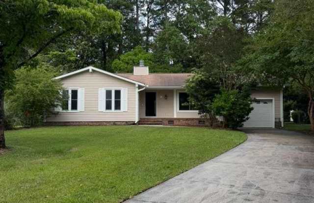 206 Little John Lane