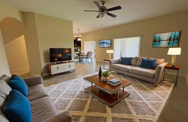 Your Ideal 4 Bed, 2.5 Bath Home in Wyndham Lakes!