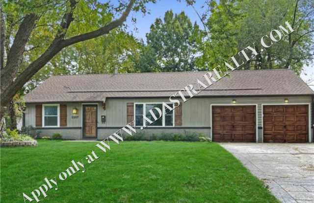 Beautiful 3 Bed 2 Bath Home in Prairie Village-Coming SOON!!