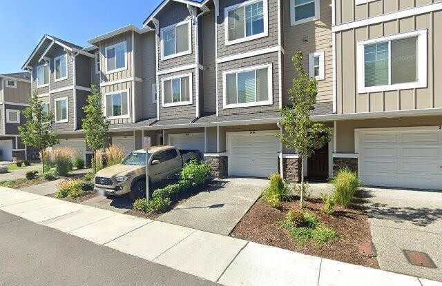 3404 30th Dr