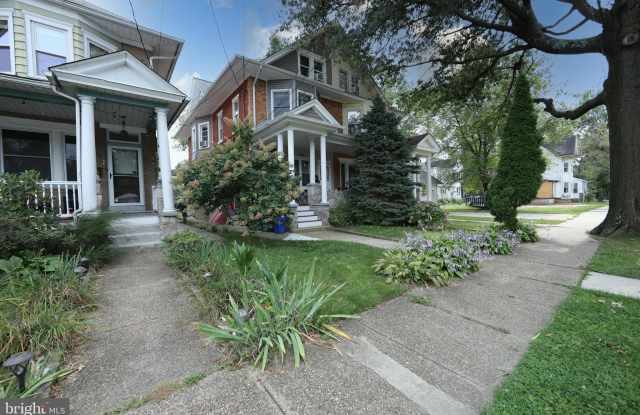 Photo of 106 DAYTON Avenue unit: B