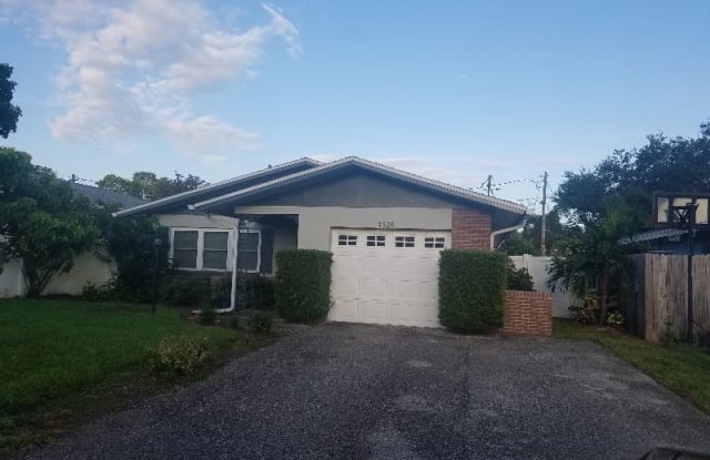 1328 45th St N - 1328 45th Street North, St. Petersburg, FL 33713