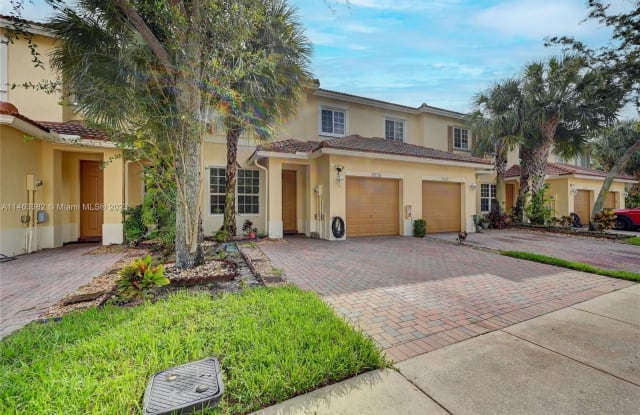 3258 NW 32nd Ter - 3258 Northwest 32nd Terrace, Oakland Park, FL 33309