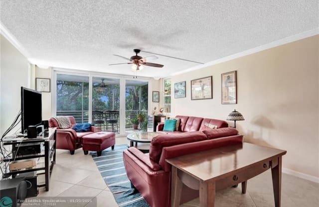 810 Cypress Blvd - 810 Cypress Boulevard, Pompano Beach, FL 33069