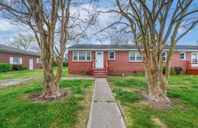 1413 Wilcox Ave - 1413 Wilcox Avenue, Portsmouth, VA 23704