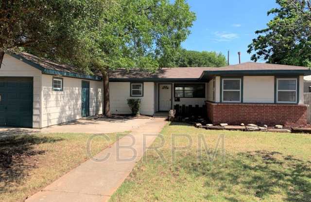 Photo of 3010 44th St