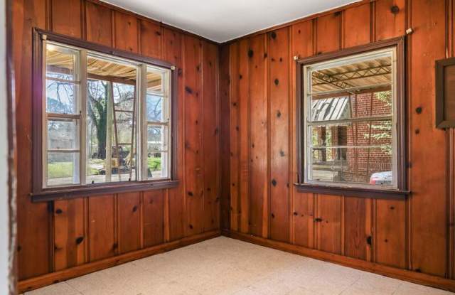 226 Shadowlawn Drive