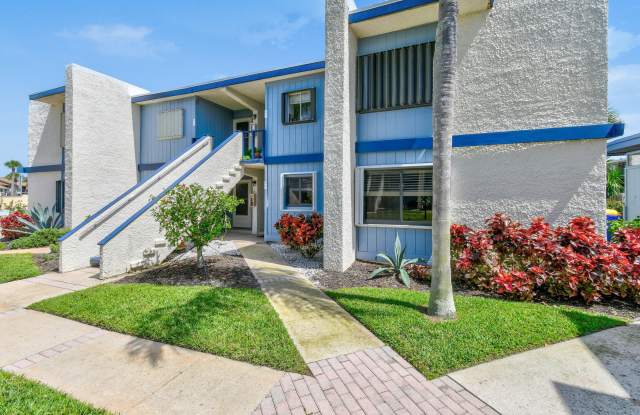 1561 NE 12th Terrace