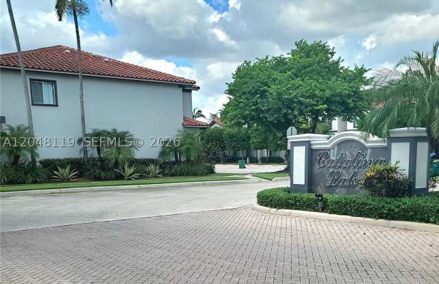 7834 Catalina Cir