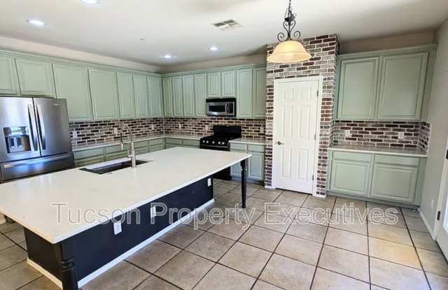 3638 East Canter Road