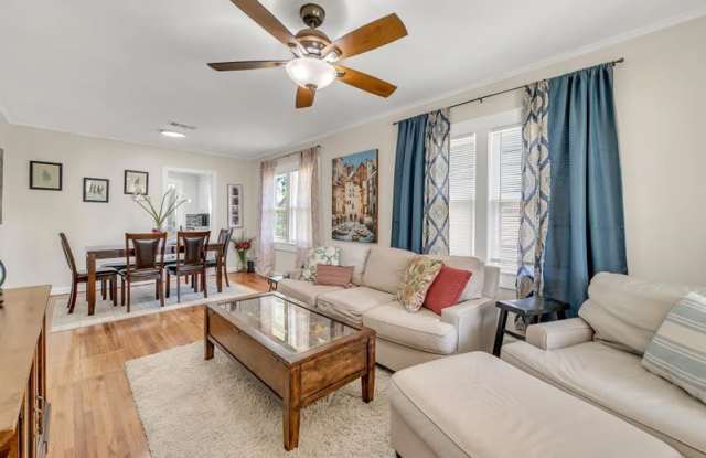 1348 S Pittsburg Ave