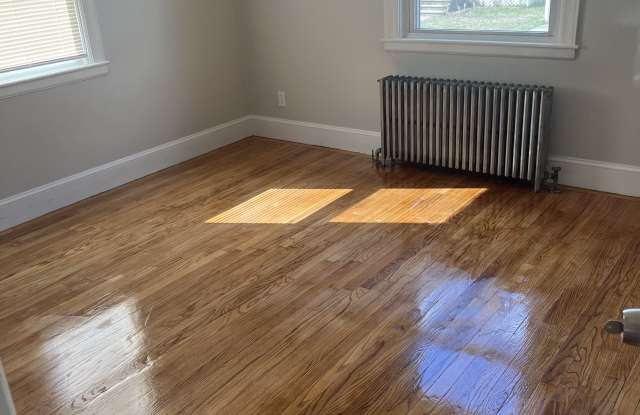 Photo of 28 Steere Avenue