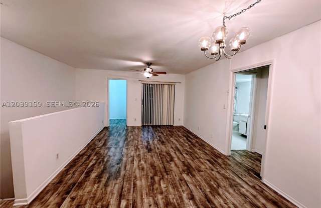 107 Gardens Dr