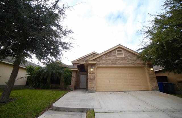 7510 Hutch Ct - 7510 Hutch Court, Laredo, TX 78041